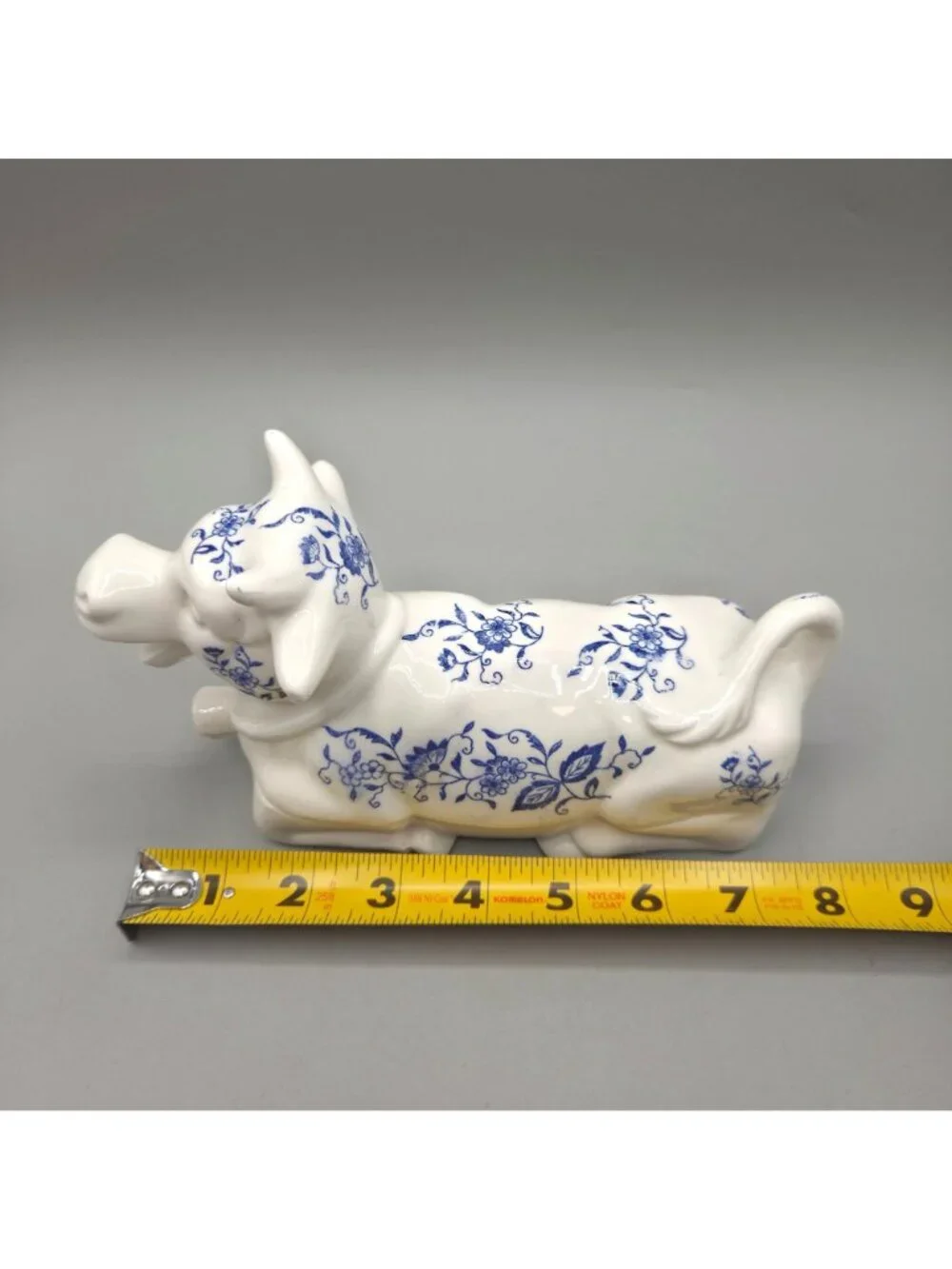 Vintage Art Line Japan Blue Onion Cow Butter Dish Covered Ceramic